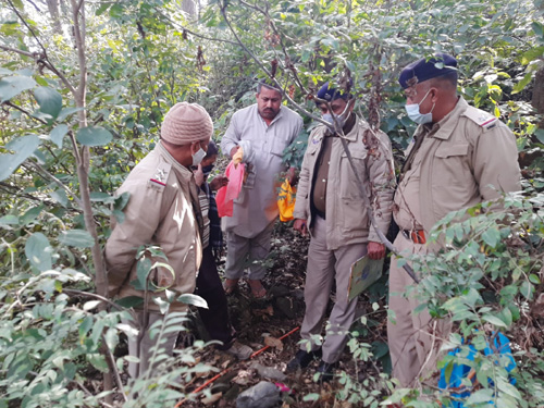 Newborn Dead Body Found In Bushes