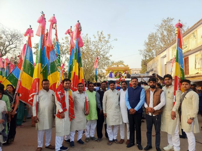 Devotees Danced In Shobha Yatra