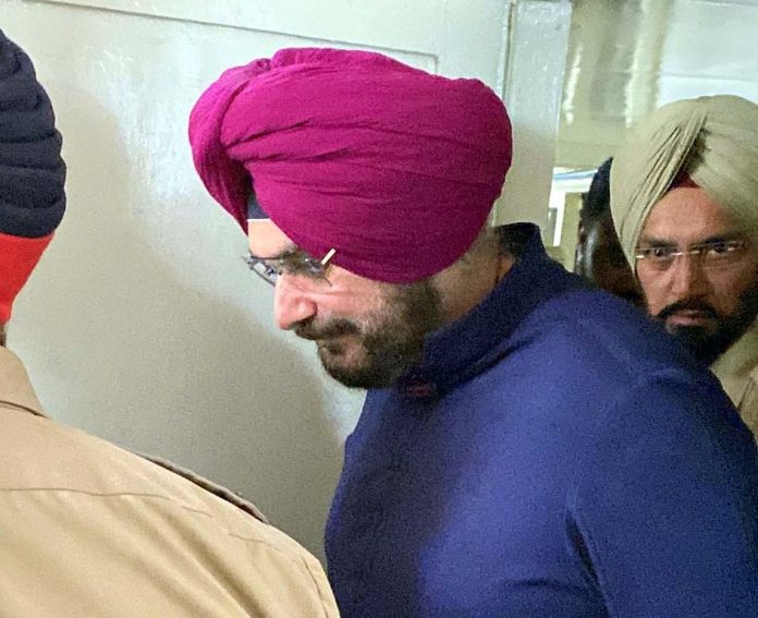 Singh Sidhu will Clerk in Jail