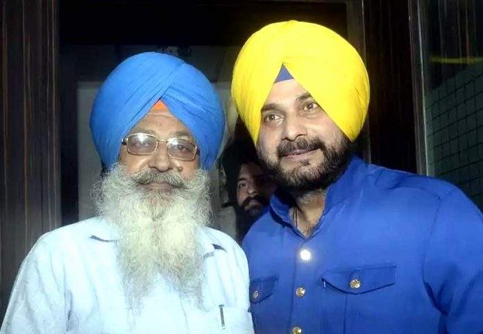 Navjot Sidhu and Parkash Singh Badal admitted to PGI