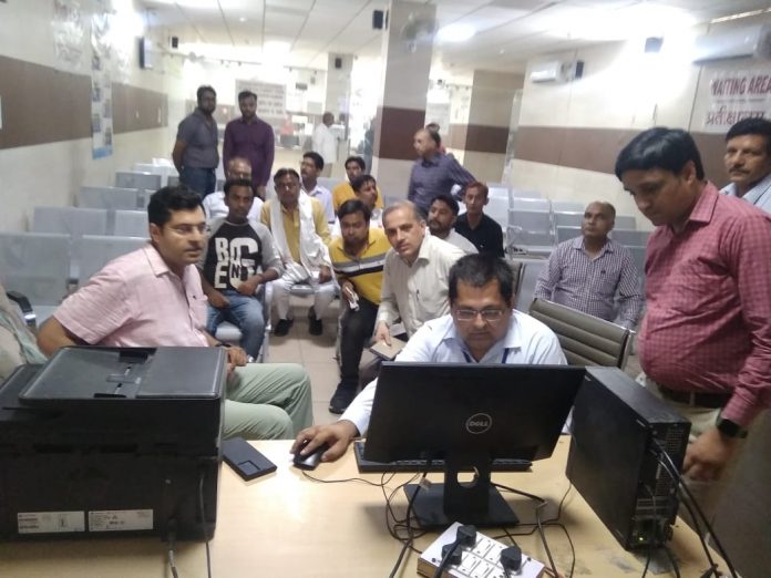 Panipat News/Randomization of 79 EVM machines in the presence of candidates