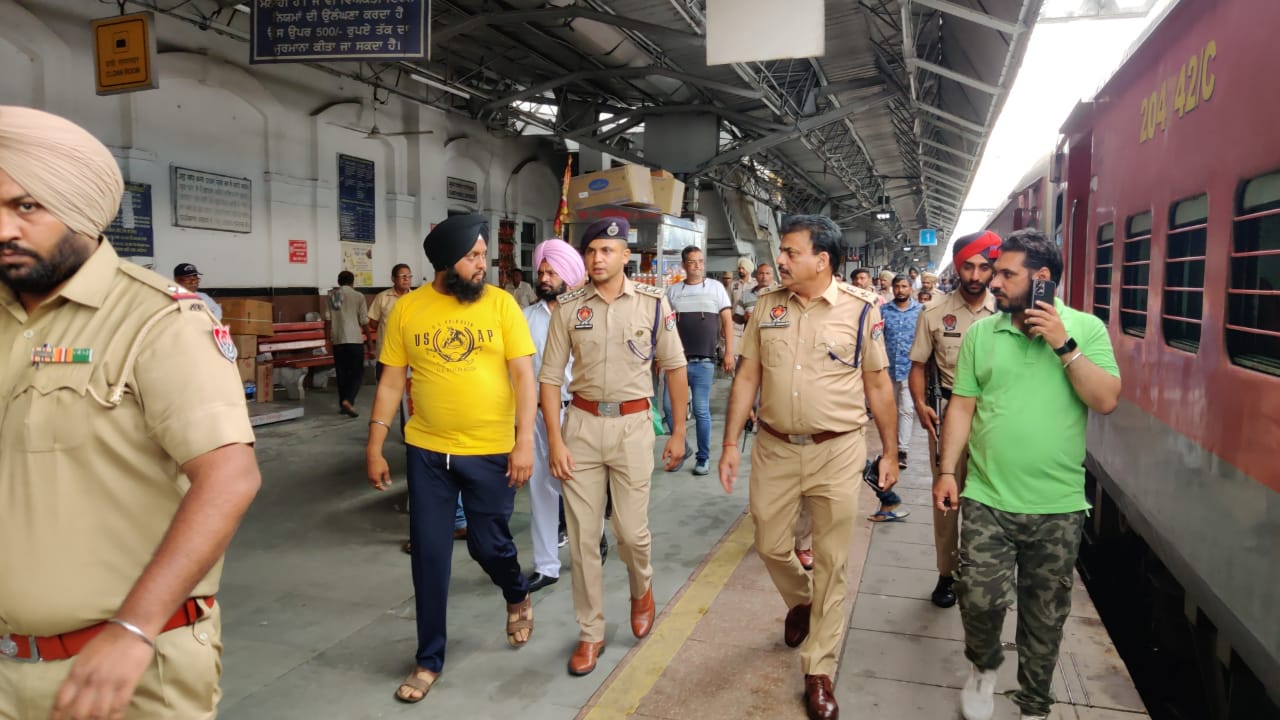 5 Trains Stop at Ludhiana Railway Station