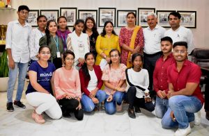 Panipat News/Fourteen students of Arya Mahavidyalaya made place in top ten list of KUK