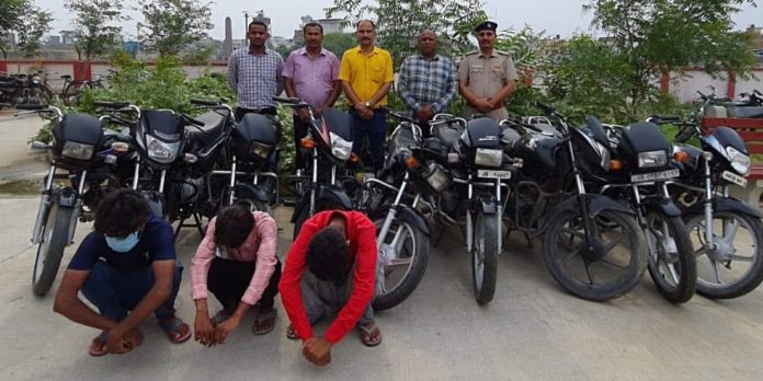 Three Accused of Stealing Motorcycles Arrested