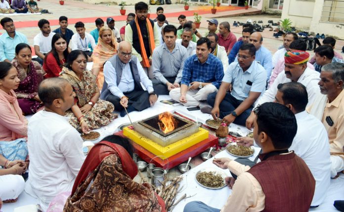 Year of Success Celebrated Through Havan