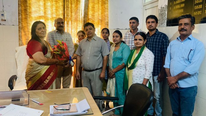 Panipat News/AMO Dr. Anju Phogat took over as in-charge District Ayurveda Officer