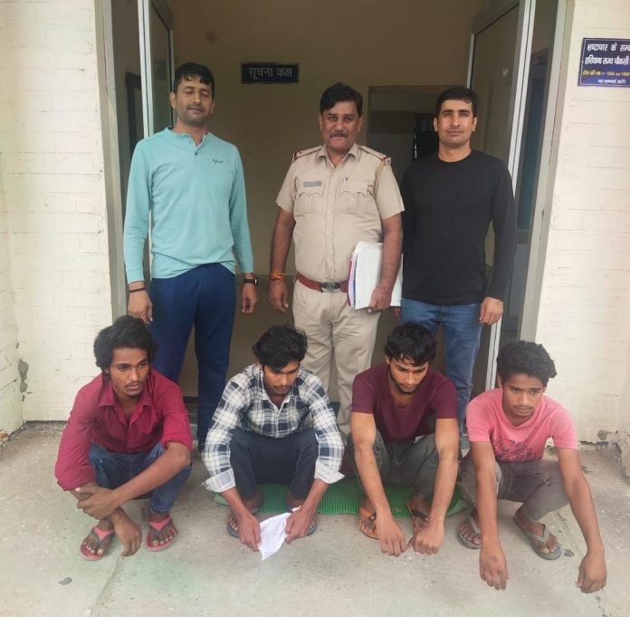 Panipat News/4 accused arrested for carrying out snatching incident