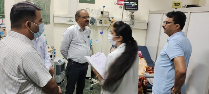 Dr. Devinder Dhanda conducts unexpected investigation of government health institutions