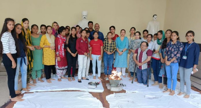 Panipat News/Havan Yagya organized in IB College