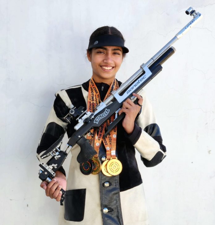 Ameerah Arshad Khan hits gold in 10m Air Rifle