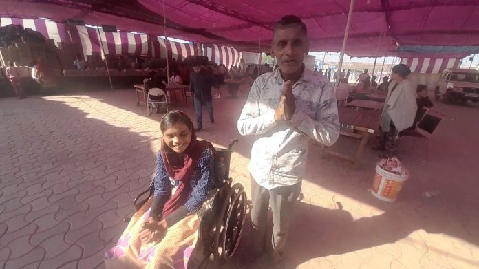 Panipat News/Despite being handicapped Gurmeet reached the function