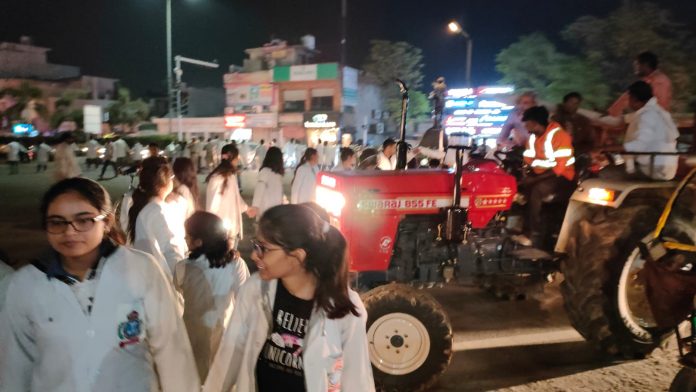 jammed Ambedkar Chowk