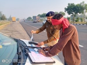 Vehicles were checked by blockade under the sealing plan