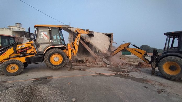 Yellow paw imposed on 3 illegal colonies in Assandh demolish illegal constructions