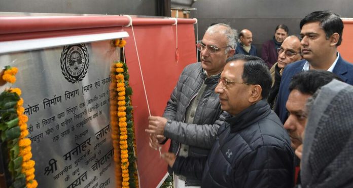 Panipat News/MP Sanjay Bhatia inaugurated and laid the foundation stone of various development works as the representative of the Chief Minister.