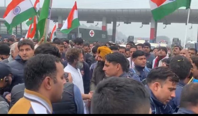 International player Vijender Singh is also accompanying Rahul Gandhi in Bharat Jodo Yatra.