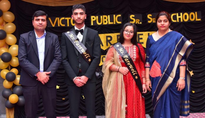 Panipat News/Farewell function organized at Victor Public Senior Secondary School