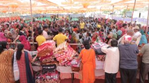 Donation of food and medicine before mass marriage