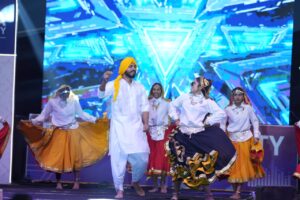 Panipat News/Colorful start of annual cultural festival Sangrila 2K23 at Geeta University Panipat