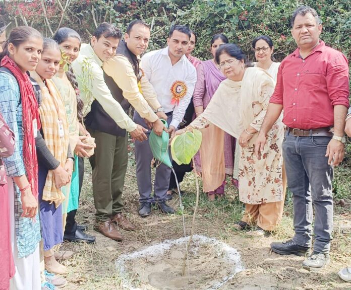 Panipat News/Shramdaan and tree plantation program organized on the occasion of National Security Day