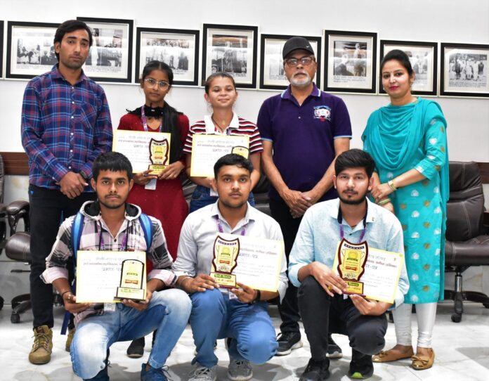 Panipat News/Inter college essay writing competition organized in Arya College