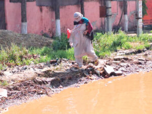 Panipat News/The road leading to Pattikalyana from Gandhi Adarsh ​​College is completely broken.