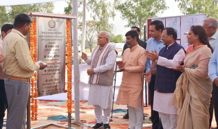 Panipat News/Chief Minister laid the foundation stone for the renovation work of Delhi Parallel Canal