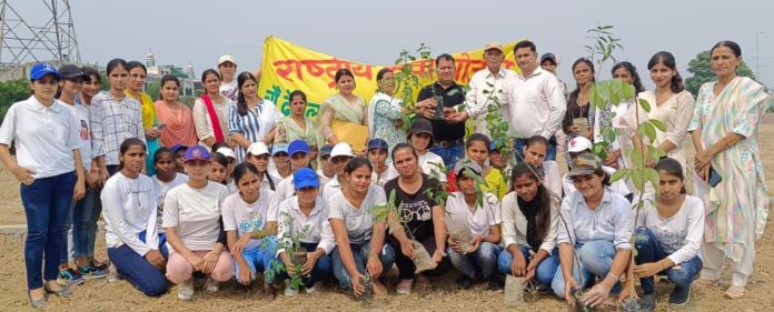 Chaudhary Devi Lal Memorial PG College