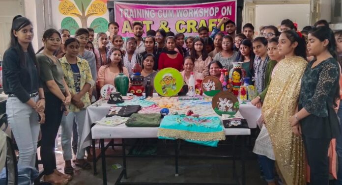 Three Day Painting Workshop Organized In IB PG College