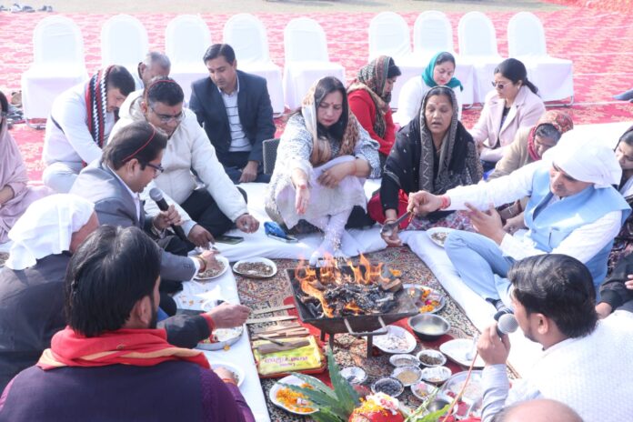 Geeta Mahotsav begins with Havan Yagya