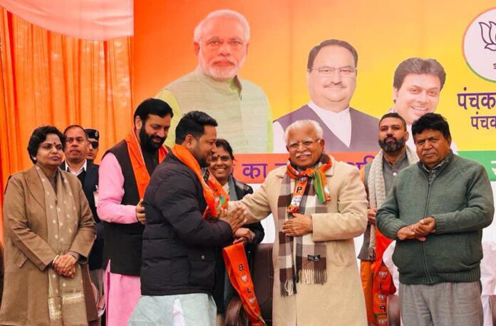 JJP Spokesperson Jaidev Naultha Joins BJP