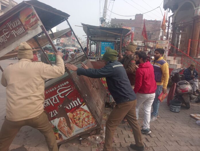 Encroachment removed from Sanauli Road