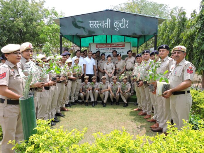 Bharti Dabas, Commander of 3rd IRB and Durga Shakti Vahini Sunaria, started the tree plantation campaign today by planting Triveni in the Sunaria Training Center premises.