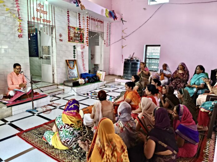 Mahila Mandal organized Shiv Mahapuran Katha in the month of Shravan