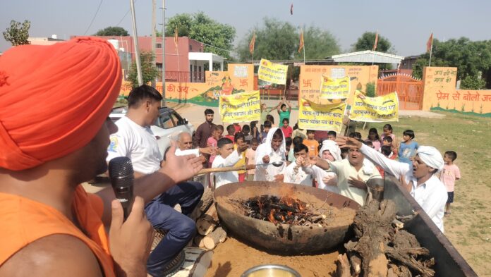 Aryaveer Dal carried out environmental purification Yagya Yatra in village Kadma.