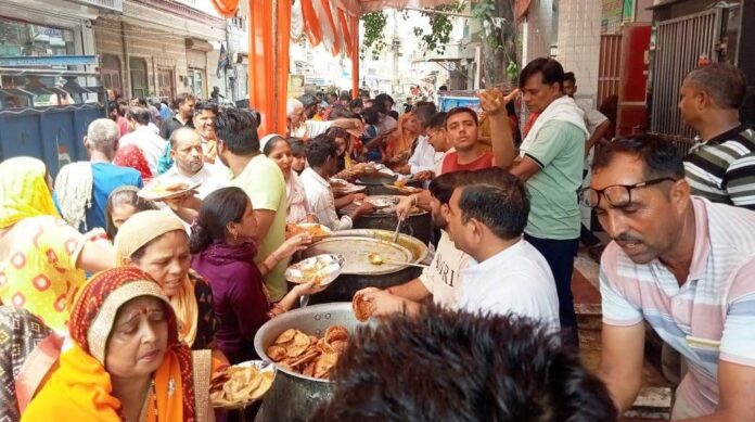 Shiva Parivar idol was consecrated with rituals