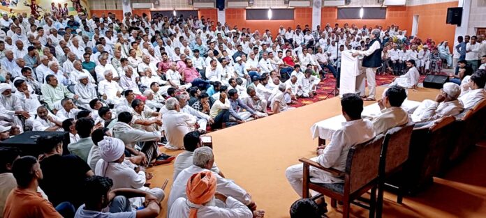 Discussed with the workers about the assembly elections