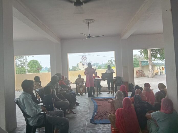 Ambala News : प्रचार अभियान के दौरान ग्रामवासियों को दी गई सरकार की उपलब्धियों एवं योजनाओं की जानकारी