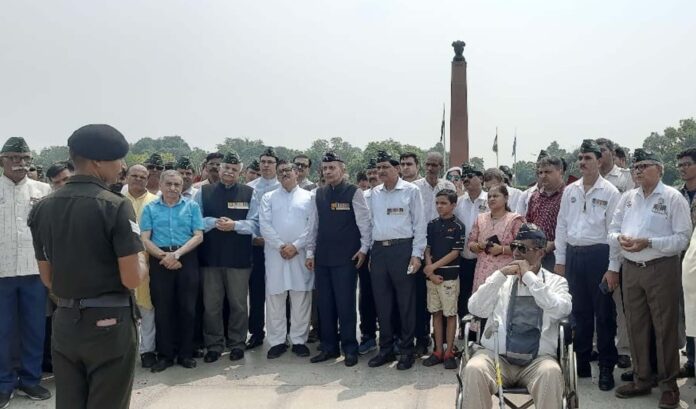 Tribute paid to martyred soldiers after Kargil Vijay Week