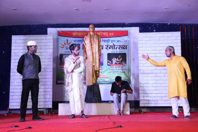 Patriotism and thoughts of Sardar Patel staged in today's Patel drama