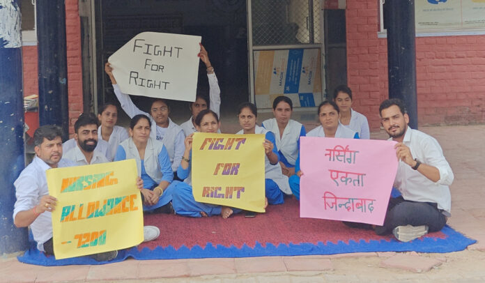 Doctors and nursing officers of the health department were on strike