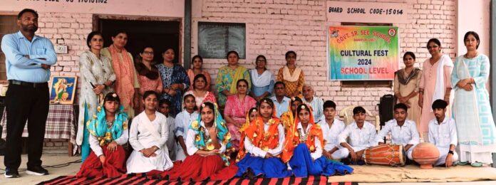 Students displayed Jauhar in cultural fest competitions