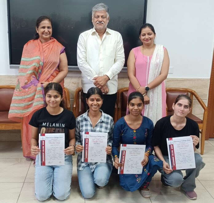 The students of Adarsh ​​Mahila Mahavidyalaya proved their talent