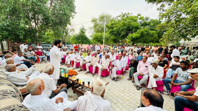 Dialogue with villagers under Haryana Demands Hisaab Campaign