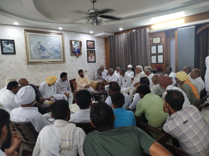 Villagers of 9 villages were relieved of their worries after meeting MLA Gopal Kanda