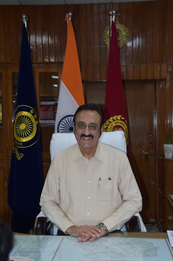 Special booth campaign of Election Commission of India: DC Captain Manoj Kumar