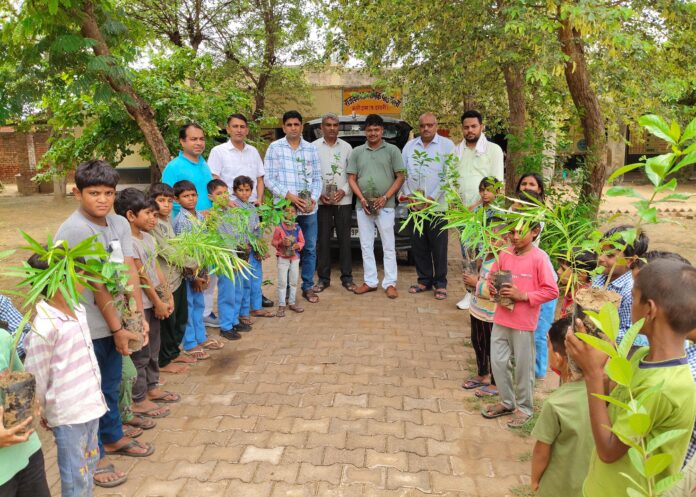 Plants are life giving, their conservation is necessary: ​​RFO Ravindra