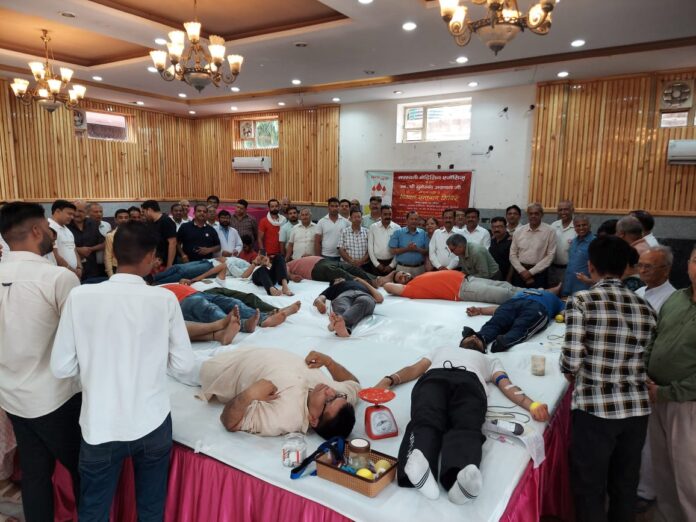 Blood donation camp organized by Saraswati Medicine Agency, Kurukshetra