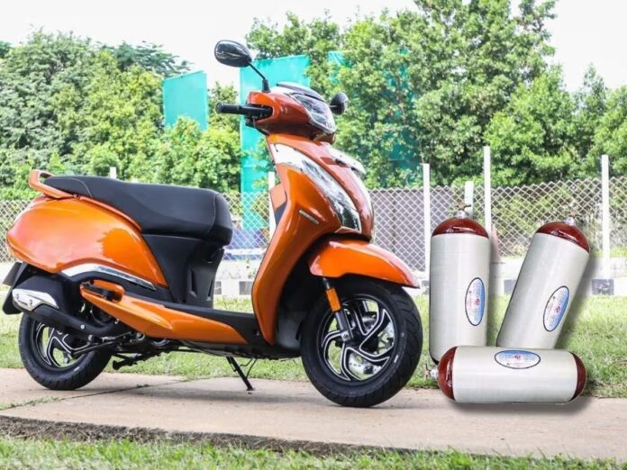 TVS Scooter 125cc CNG : भारतीय ग्राहकों की मौज... बजाज के बाद अब ये कंपनी ला रही दुनिया का पहला CNG स्कूटर, इतनी होगी कीमत!