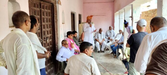 The team did public relations in Satnali area regarding the demand of district headquarters, people gave support